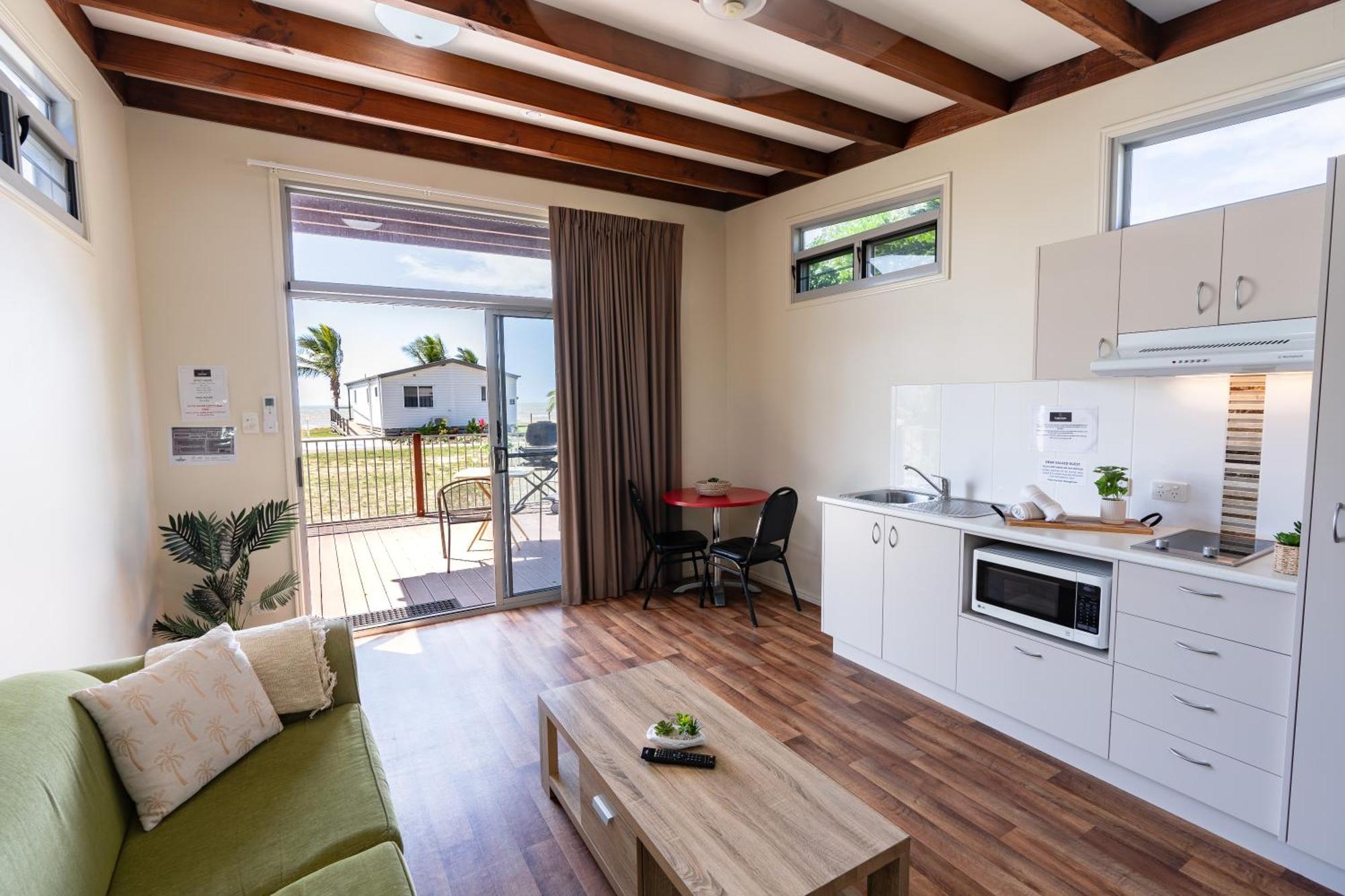 Holiday park Tasman Holiday Parks - Rollingstone 4*
